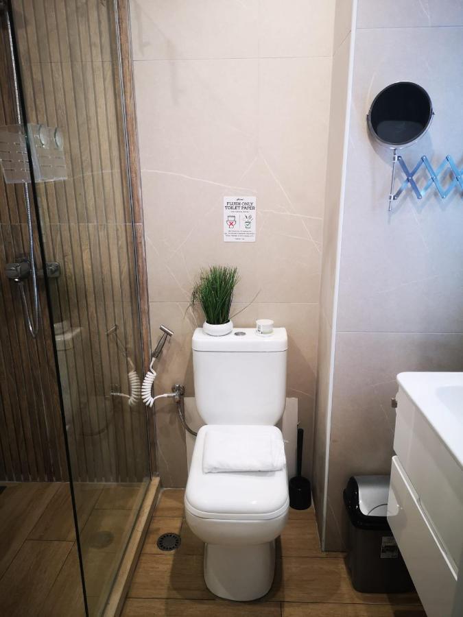 Riviera Deluxe Apartments Vlore Luaran gambar
